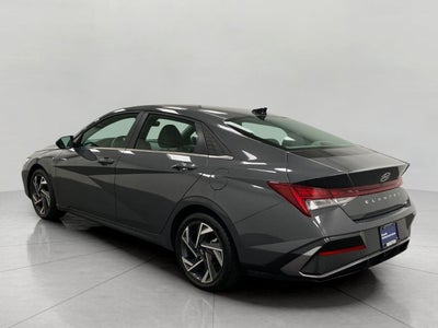 2025 Hyundai ELANTRA SEL Convenience IVT