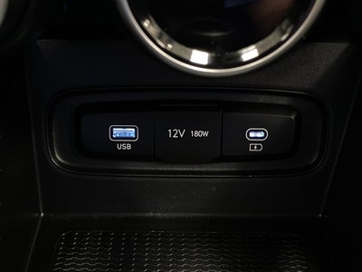 2025 Hyundai VENUE SEL IVT