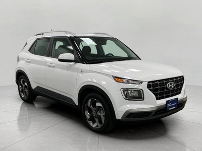 2025 Hyundai VENUE SEL IVT