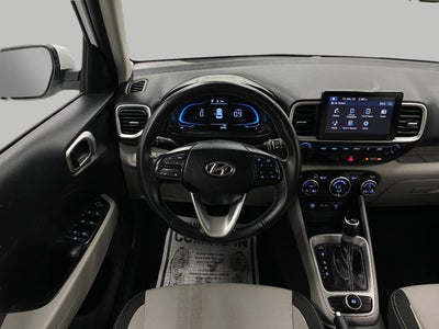 2025 Hyundai VENUE SEL IVT