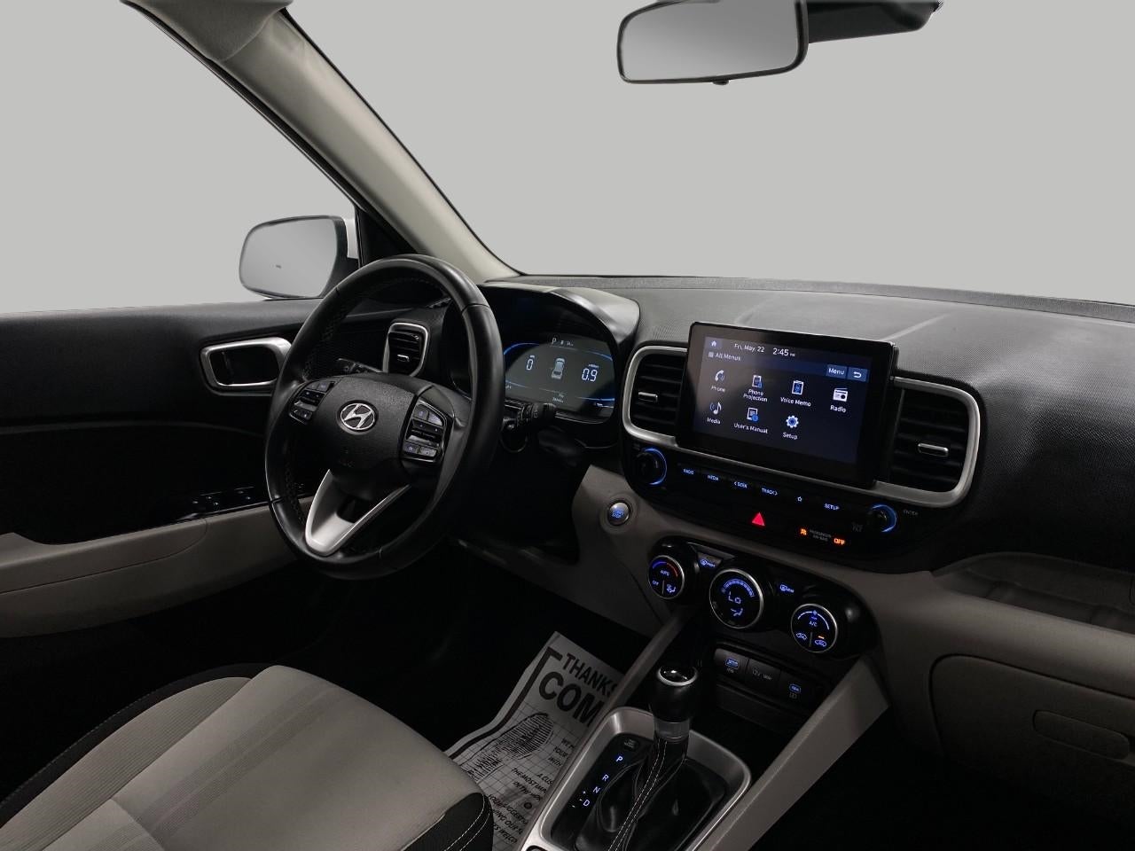 2025 Hyundai VENUE SEL IVT