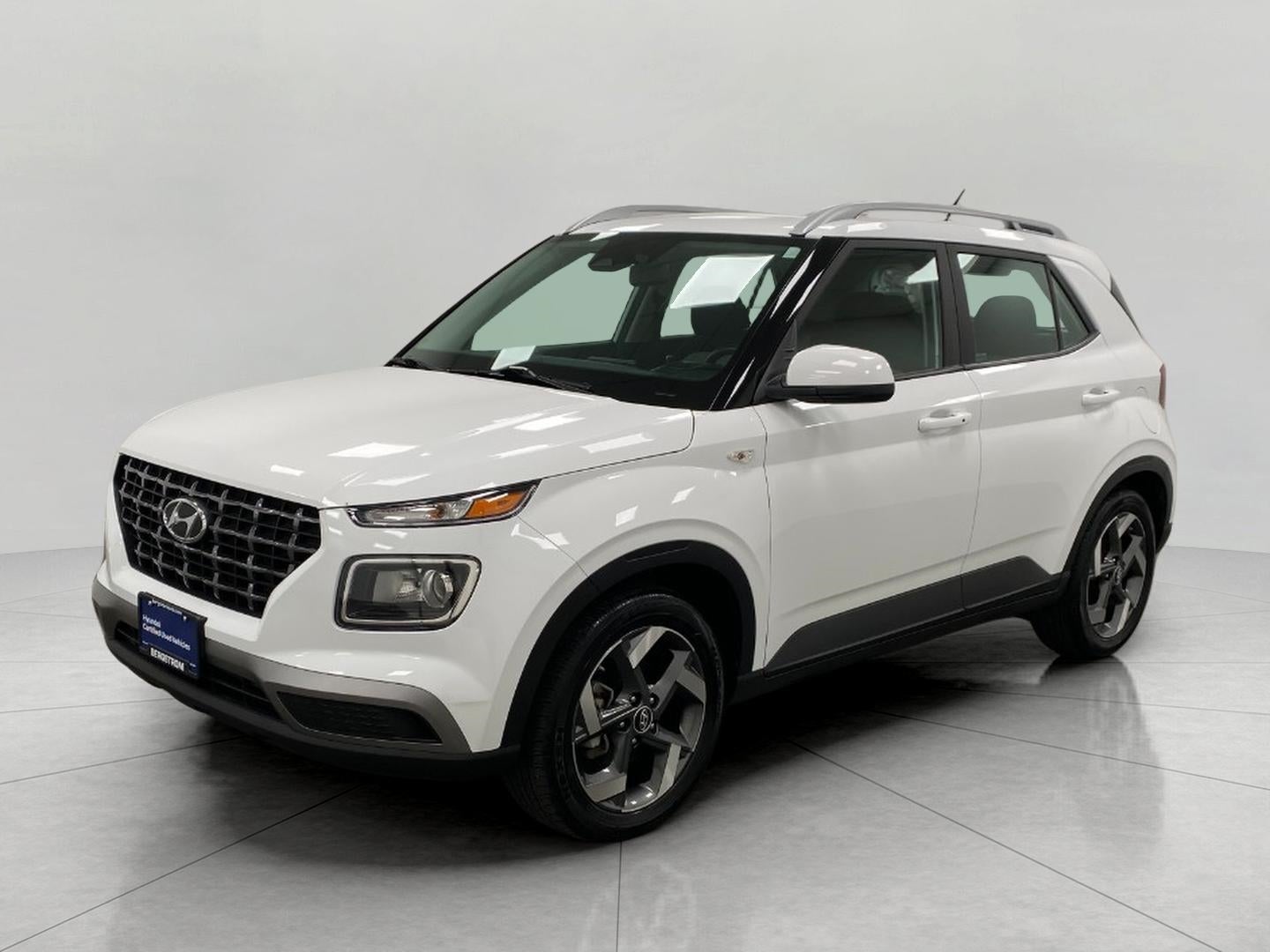 2025 Hyundai VENUE SEL IVT