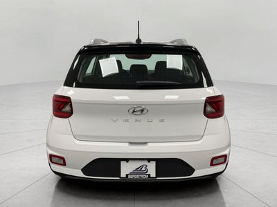 2026 Hyundai VENUE SEL W/Two-Tone Roof