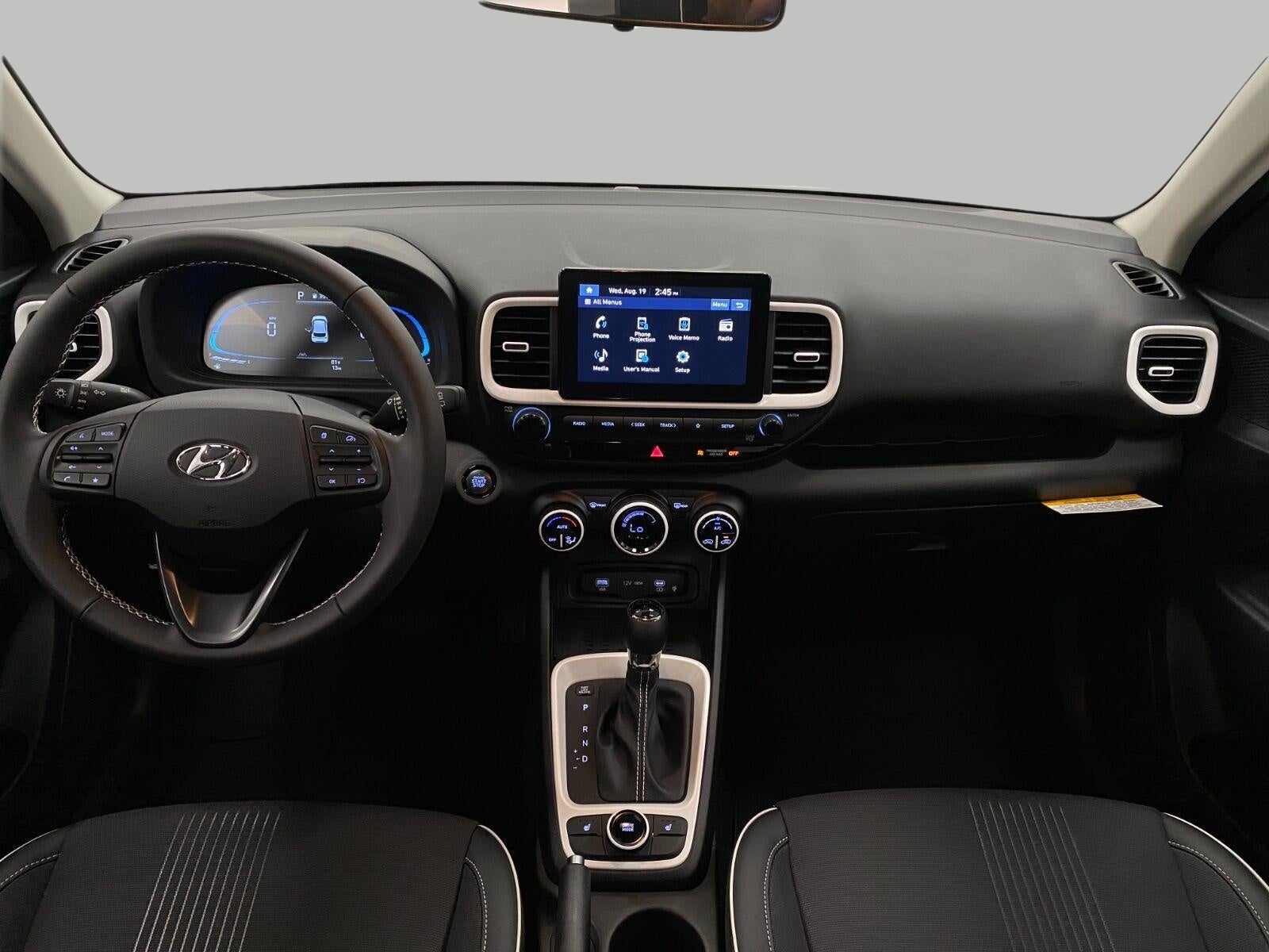 2026 Hyundai VENUE SEL W/Two-Tone Roof