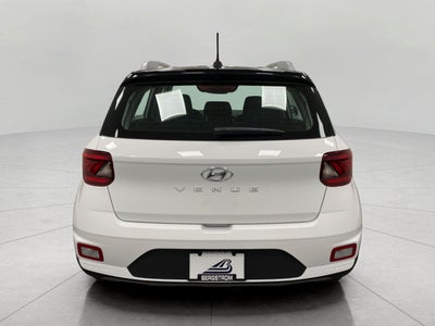 2026 Hyundai VENUE SEL W/Two-Tone Roof