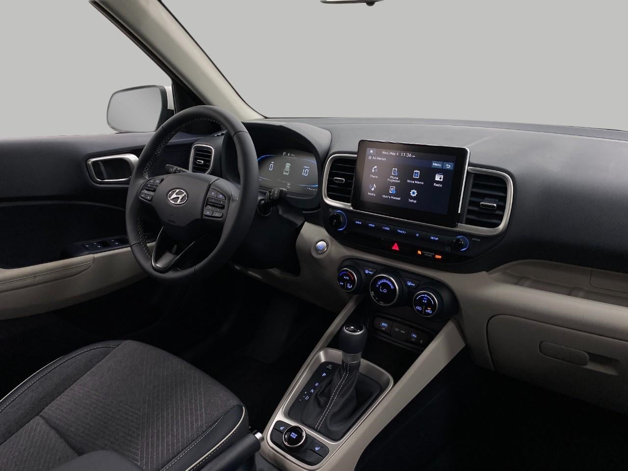 2026 Hyundai VENUE SEL W/Two-Tone Roof