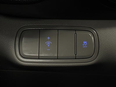 2025 Hyundai VENUE SEL IVT