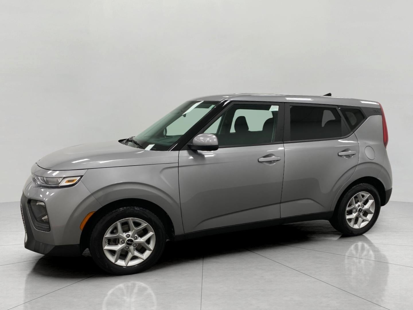 2022 Kia Soul LX IVT