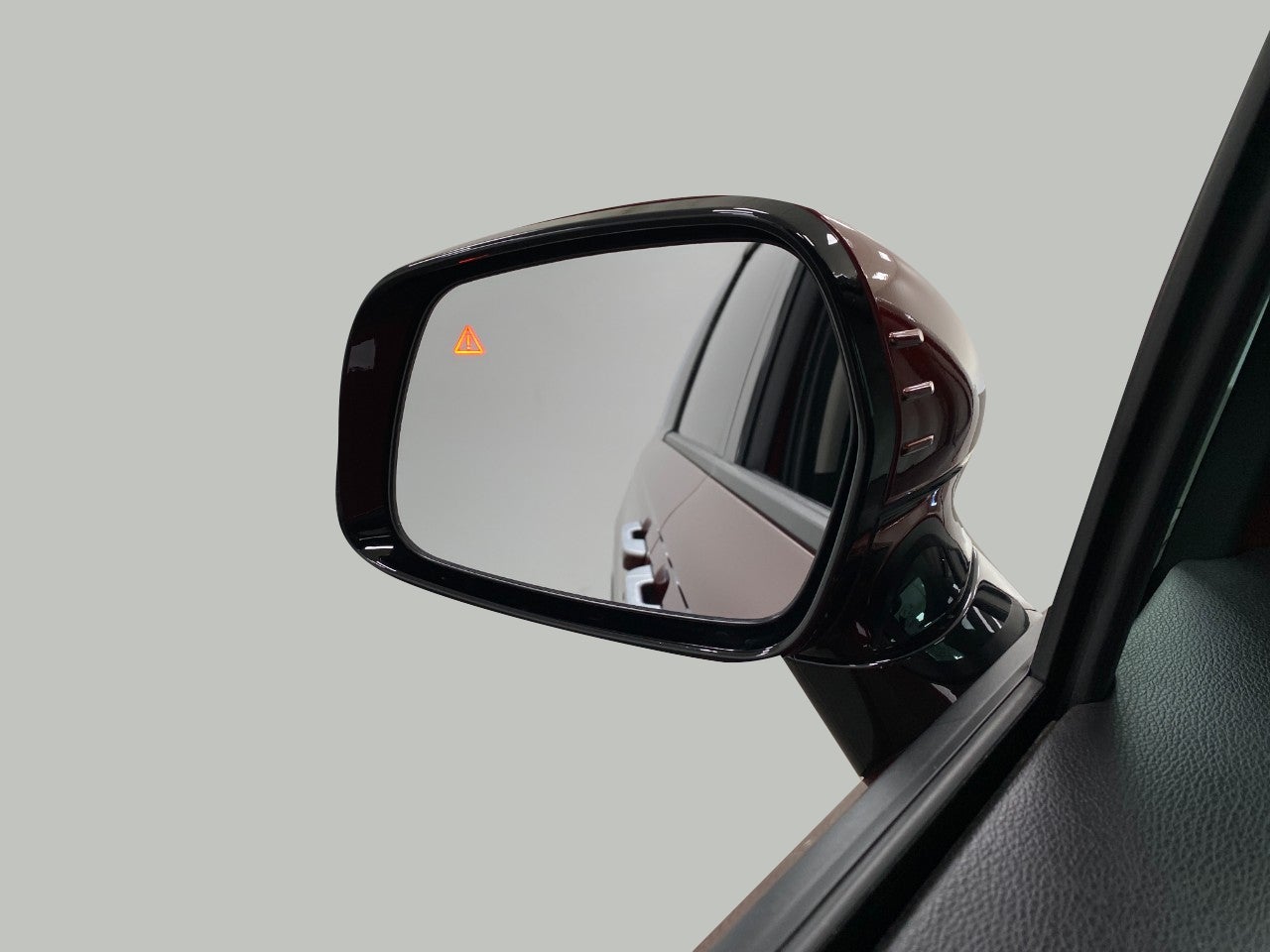 2022 Kia Carnival SX FWD