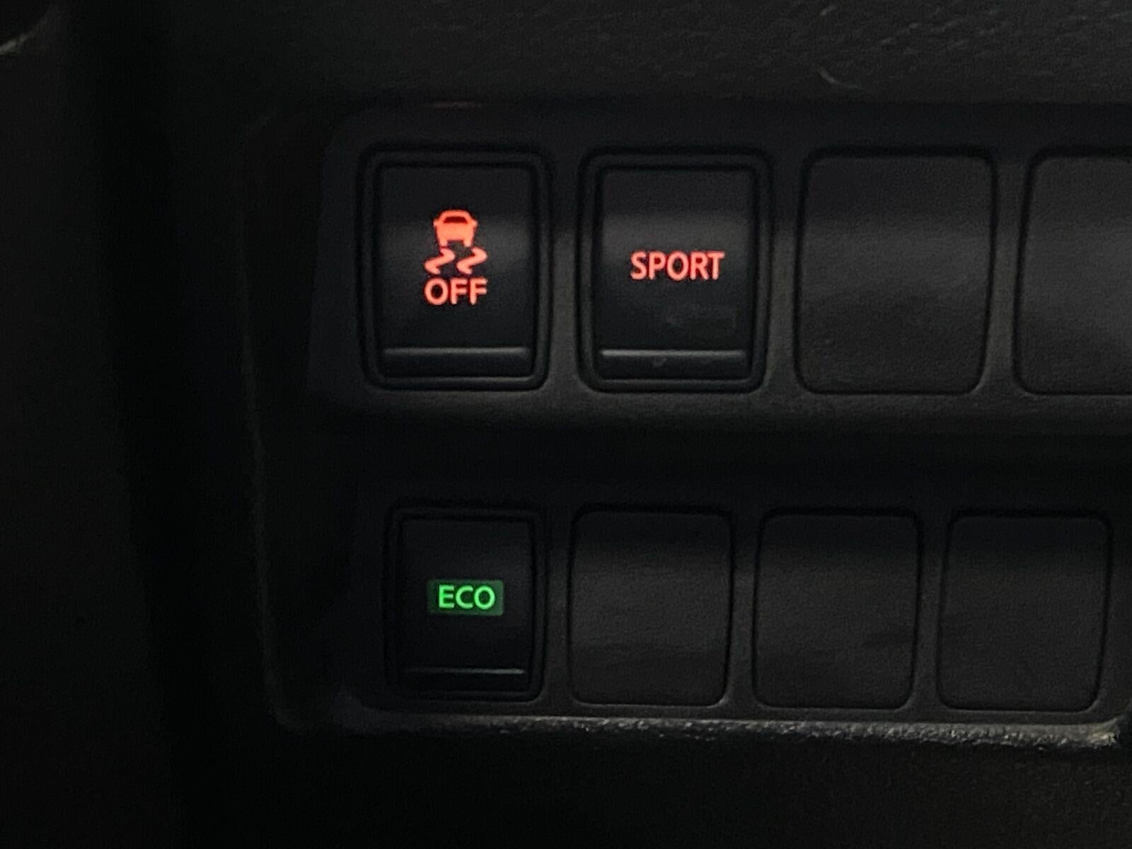 2015 Nissan Rogue FWD 4dr SV
