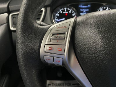 2015 Nissan Rogue FWD 4dr SV