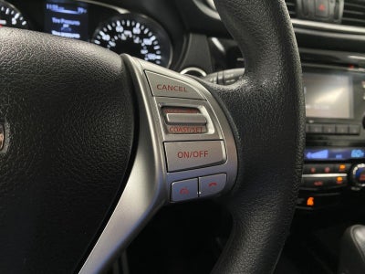 2015 Nissan Rogue FWD 4dr SV