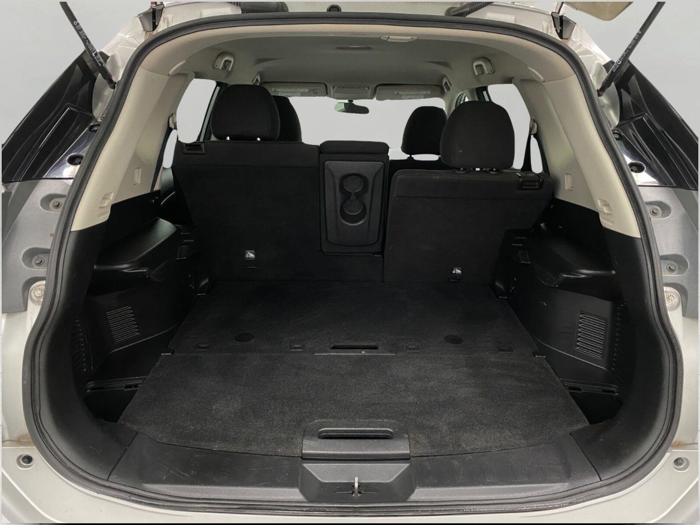 2015 Nissan Rogue FWD 4dr SV