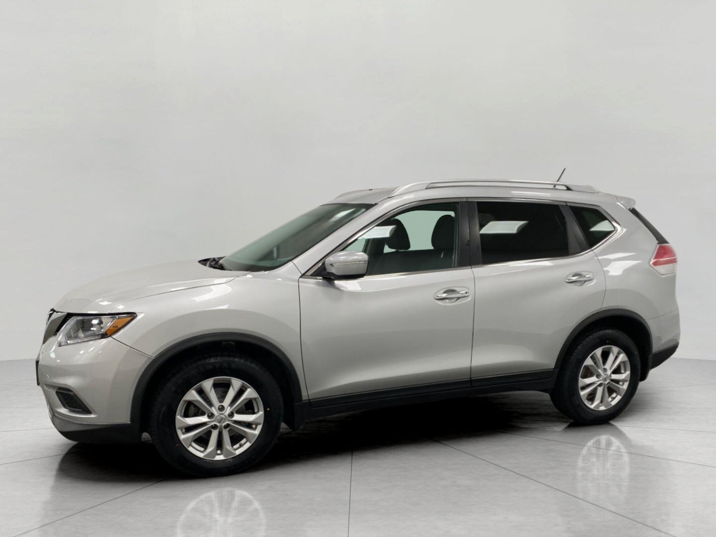 2015 Nissan Rogue FWD 4dr SV